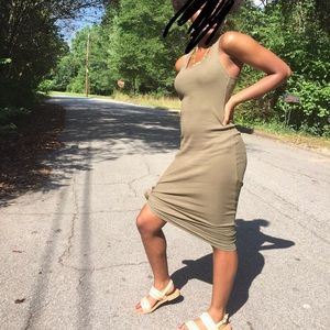 Olive Green Sundress 🤩